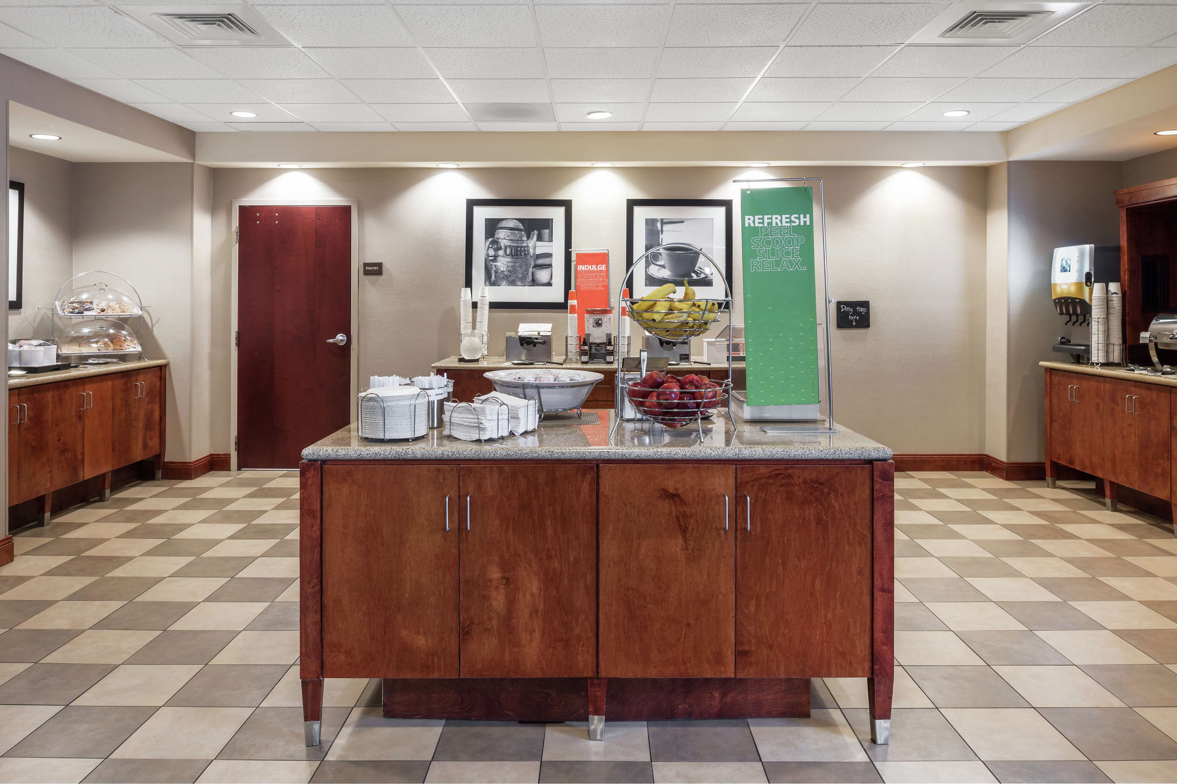 Hampton Inn Branson - Branson Hills - Tap to explore photos