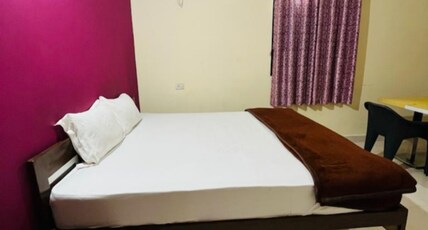 Ocean breeze home stay Room Type - deluxe king room