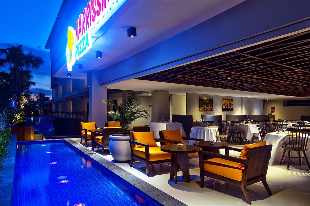 Harris Hotel Seminyak - Tap to explore photos