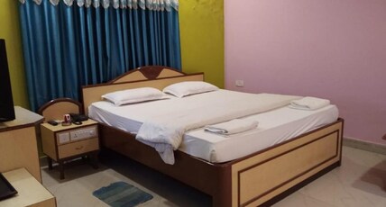 Hotel mili Room Type - DELUXE ROOM NON AC
