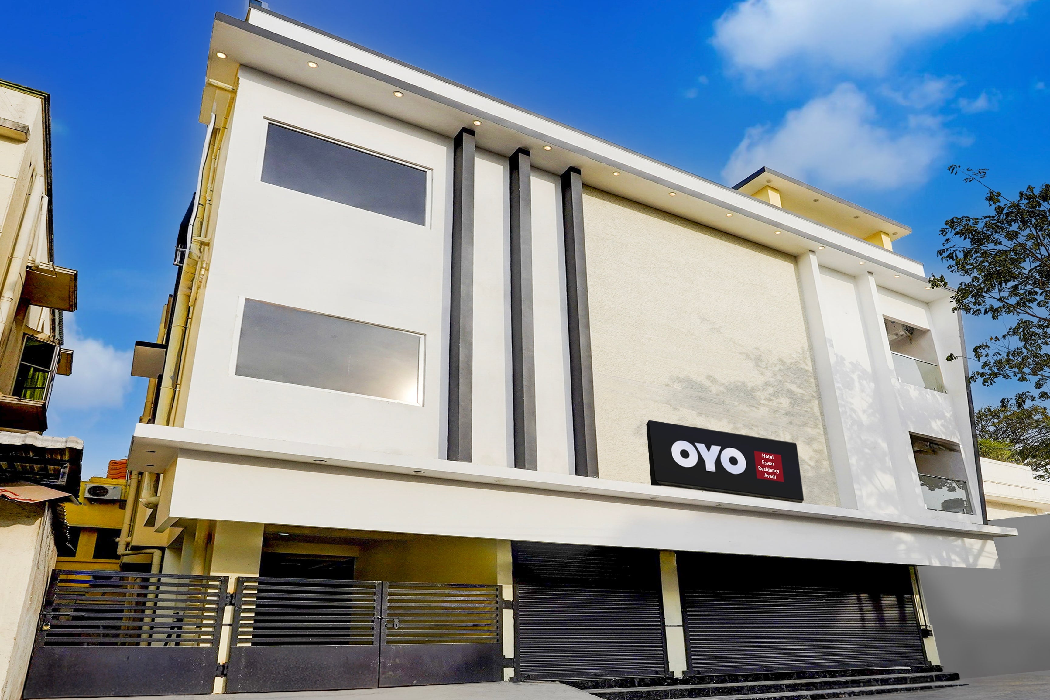 Hotel O Eswar Residency Avadi - Tap to explore photos
