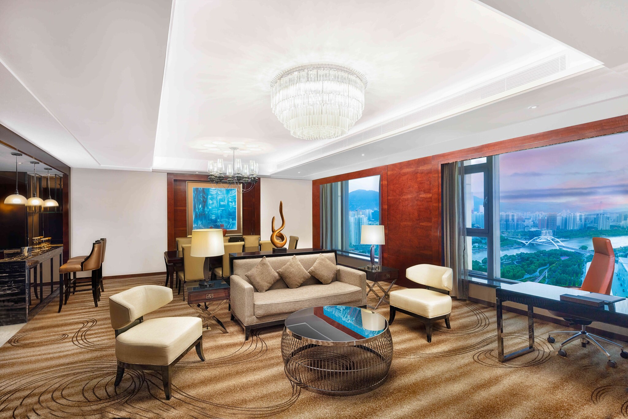 Crowne Plaza Hotel Lanzhou - Tap to explore photos