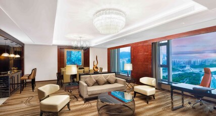 Crowne Plaza Hotel Lanzhou Room Type - 1 King Bedroom Suite with Living and Dining Area Crowne Plaza Hotel Lanzhou Room Type - 1 King Bedroom Suite with Living and Dining Area