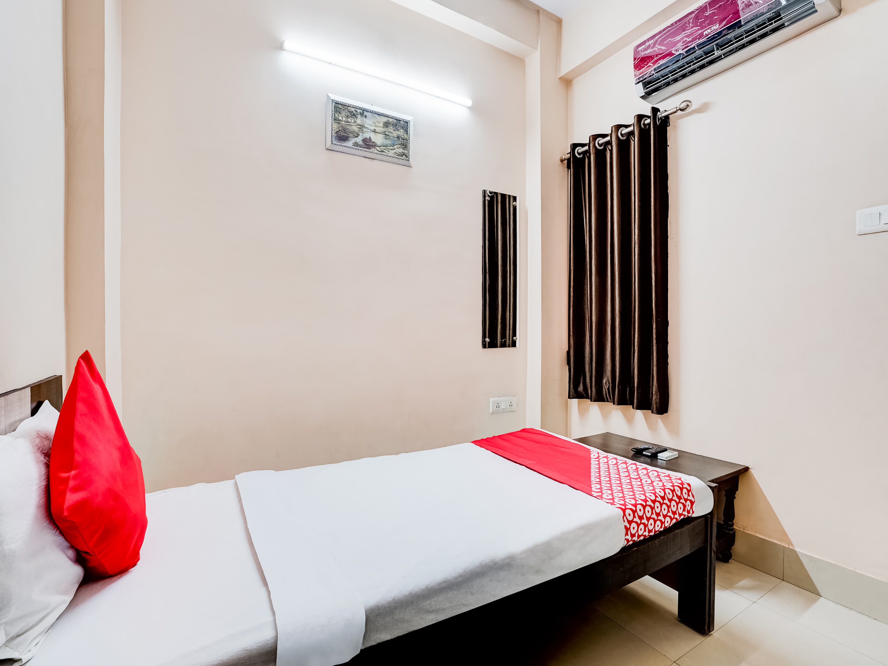 Kaveri Residency - Tap to explore photos