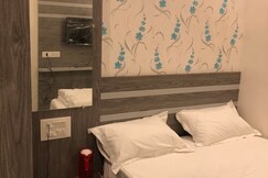 The Clove Hotel and Restaurant