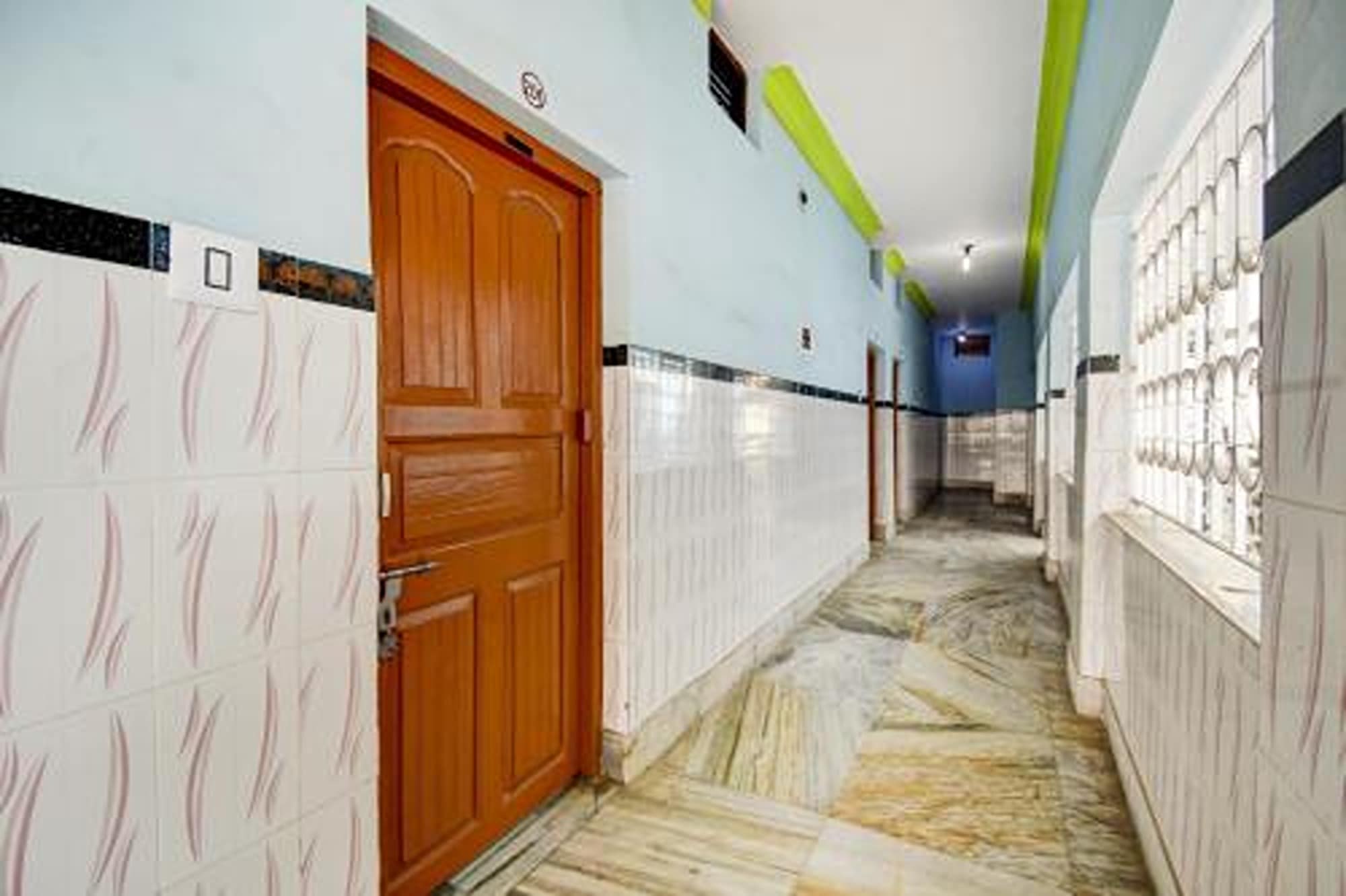 Sankhabela Guest House Digha - Tap to explore photos