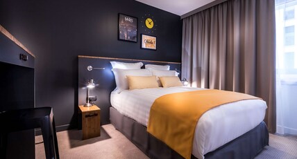 BEST WESTERN PLUS SUITCASE PARIS LA DEFENSE Room Type - 1 Double Bed
