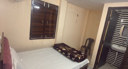 Park's Hotel Room Type -   ROOM N0- 108 (NON AC ROOM SINGLE BED)