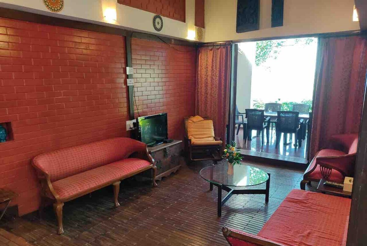 Nirmaan Bungalow - Panchgani - Tap to explore photos
