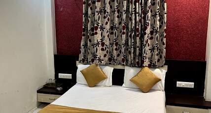 Hotel krishna Residency Room Type - Executive Room