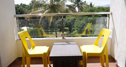 Hotel Madhavan International Wai Room Type - Family Deluxe Room