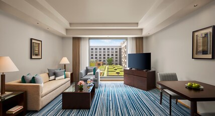 Grand Hyatt Mumbai Room Type - One Bedroom Verandah Apartment