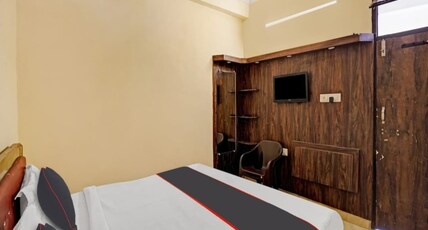 Hotel Dream Palace Room Type - Non AC Deluxe Room