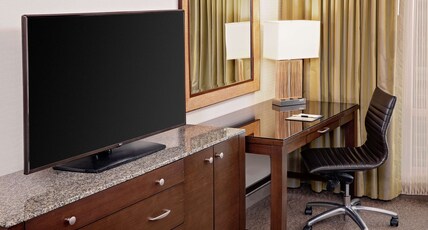 DoubleTree by Hilton Hotel Boston Bayside Room Type - 2 DOUBLE BEDS