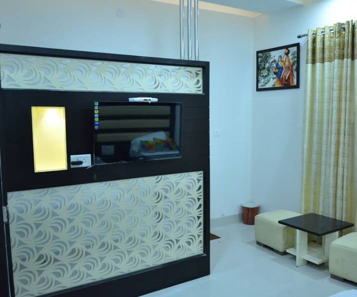 Hotel Saksham Dreamz - Tap to explore photos