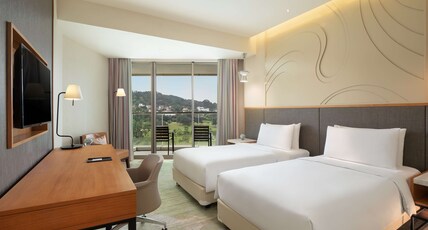 Radisson Golf & Convention Center Batam Room Type - Deluxe Room