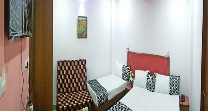 Airport Sky Inn Room Type - Tripple Bed AC Room