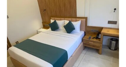 FabHotel Prime Hash Four Room Type - Deluuxe Room