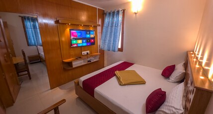 Velu Residency Room Type - Quad Room Suite