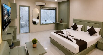 Hotel The Avanta Naroda Room Type - Luxury Jacuzzi Suite