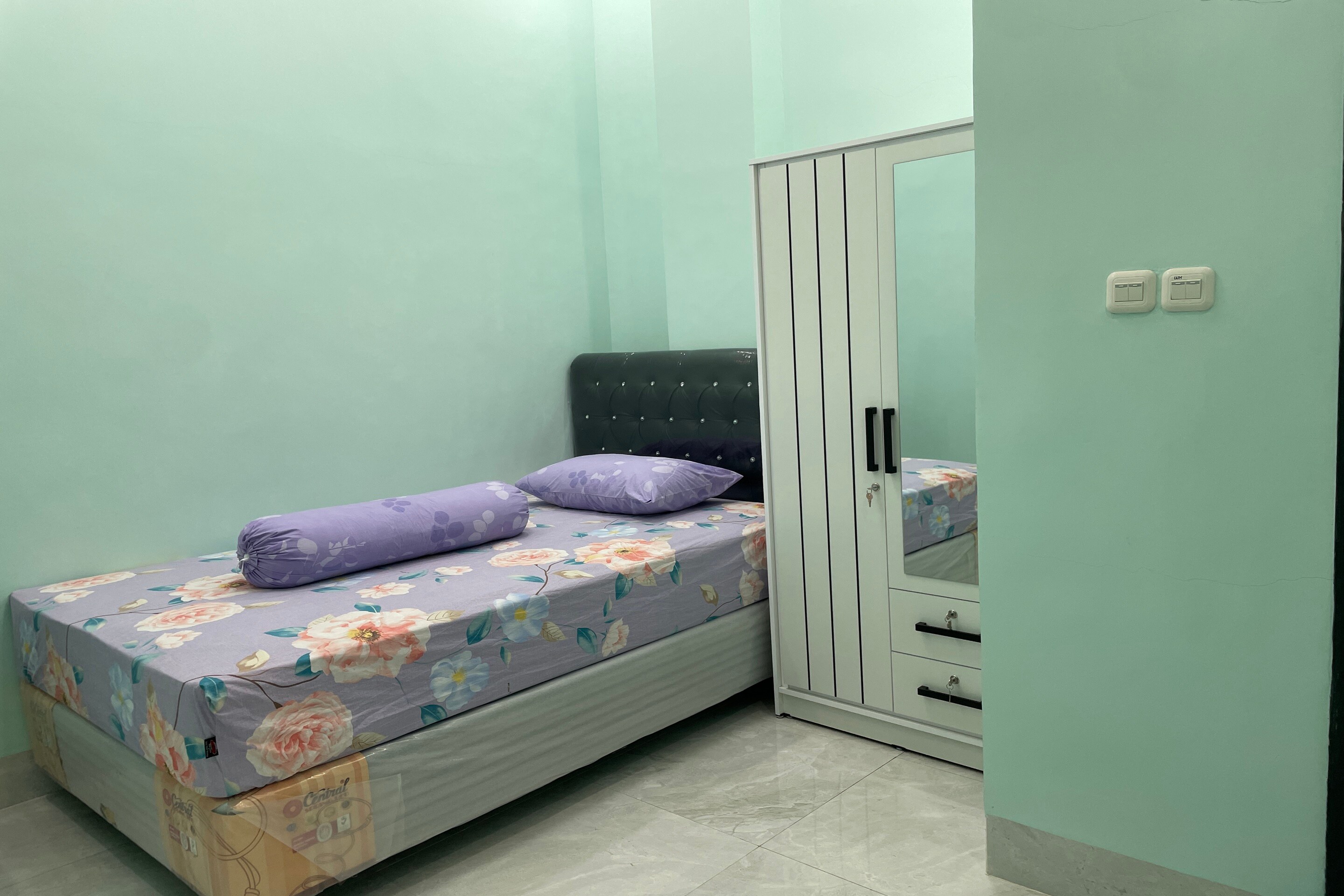 Hotel O Homestay Purirano - Tap to explore photos