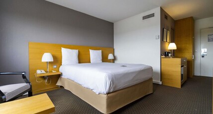 Mercure Bordeaux Lac Room Type - Standard Room, 1 Double Bed