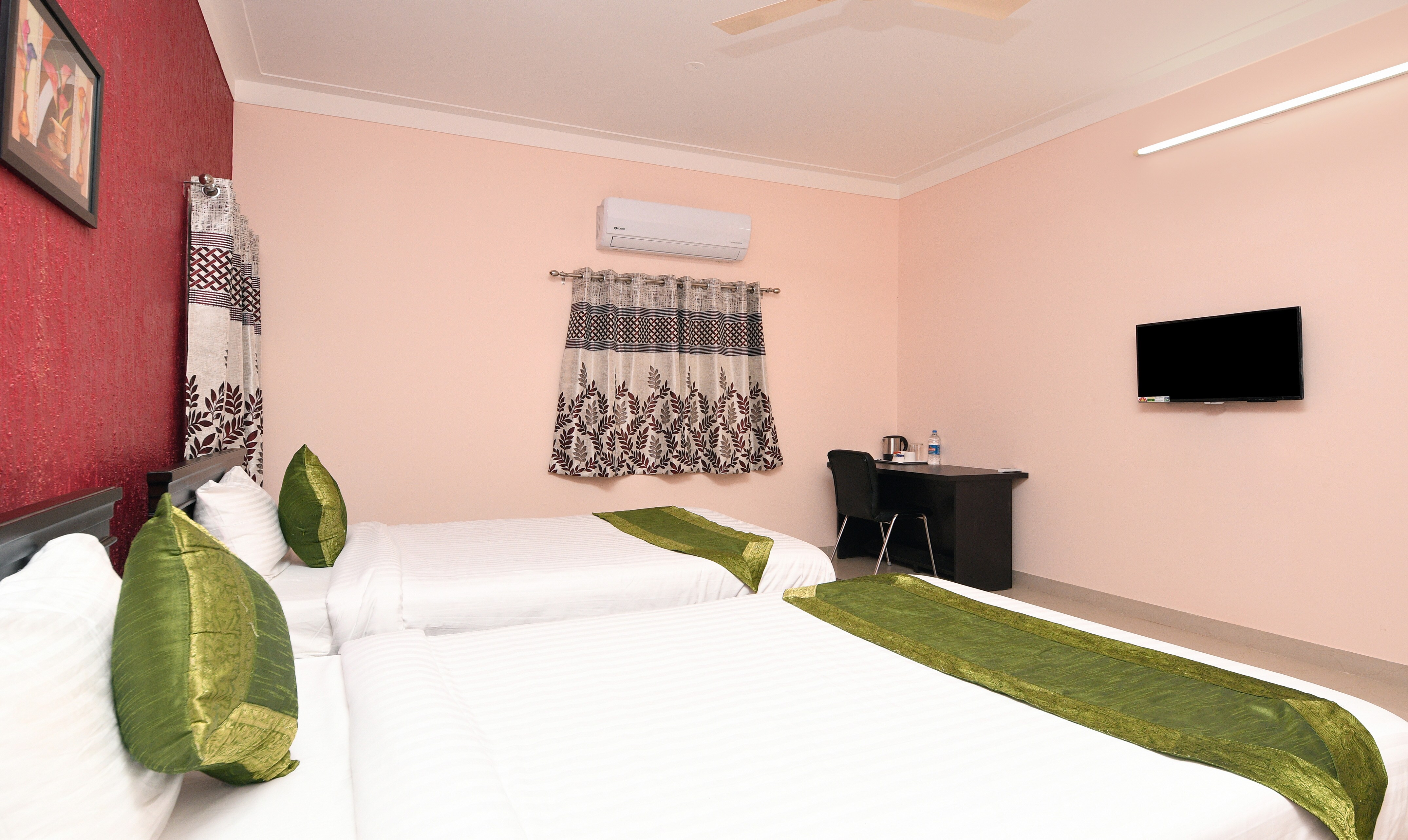 Itsy Hotels Shivas Kuteera - Tap to explore photos