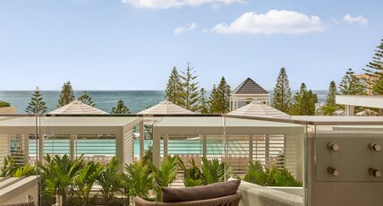 InterContinental Sydney Coogee Beach Room Type - 2 Double Premium Pool View