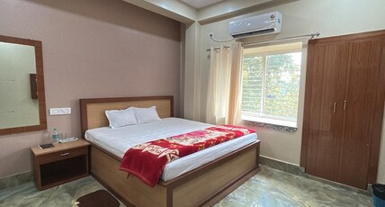 Hotel Shila Plaza Room Type - Standard Double Room