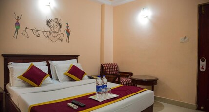 Hotel Saroj Krishna Room Type - Deluxe AC Room