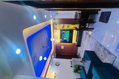 Qazi s Urban Bliss 2BHK Delhi