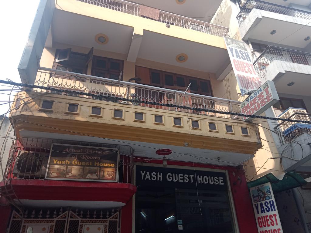 Yash Guest House @ 01 Minute walk in Nizamuddin Railway Station - Tap to explore photos