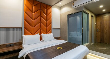 A R Residency Room Type - Super Deluxe Room