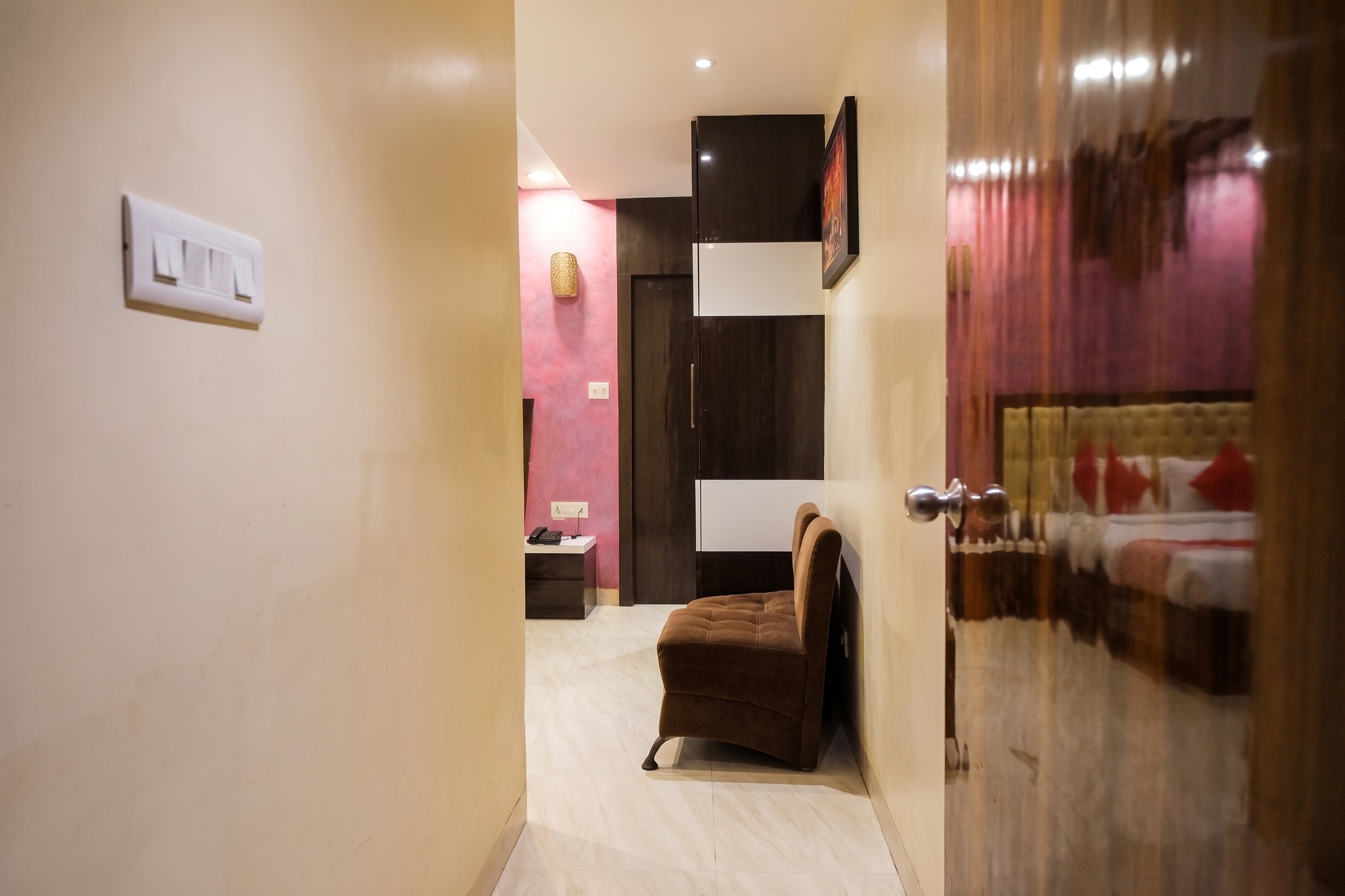 Abis Inn Ballygunge - Tap to explore photos