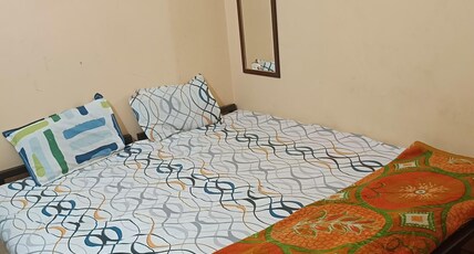 Shri Sawariya Seth Hotel Room Type - Bedroom 7 ( Non Ac room )