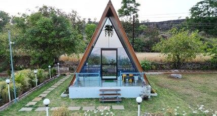 Royal Stone Resort Room Type - Prem Villa Cottage with Private Sitout
