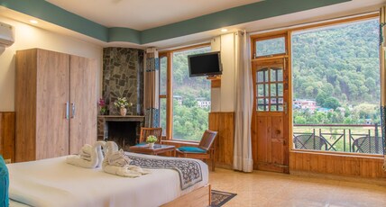 Nandini Villa Room Type - Premium Room
