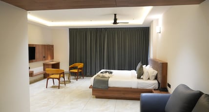 Hotel Grand Central Room Type - Suite Room AC Hotel Grand Central Room Type - Suite Room AC