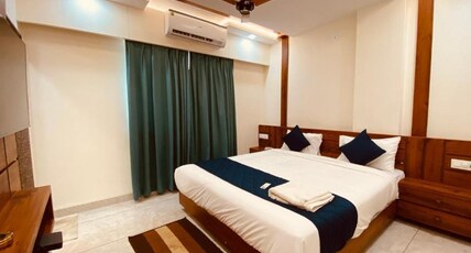Hotel Rudraksha Room Type - Deluxe Room