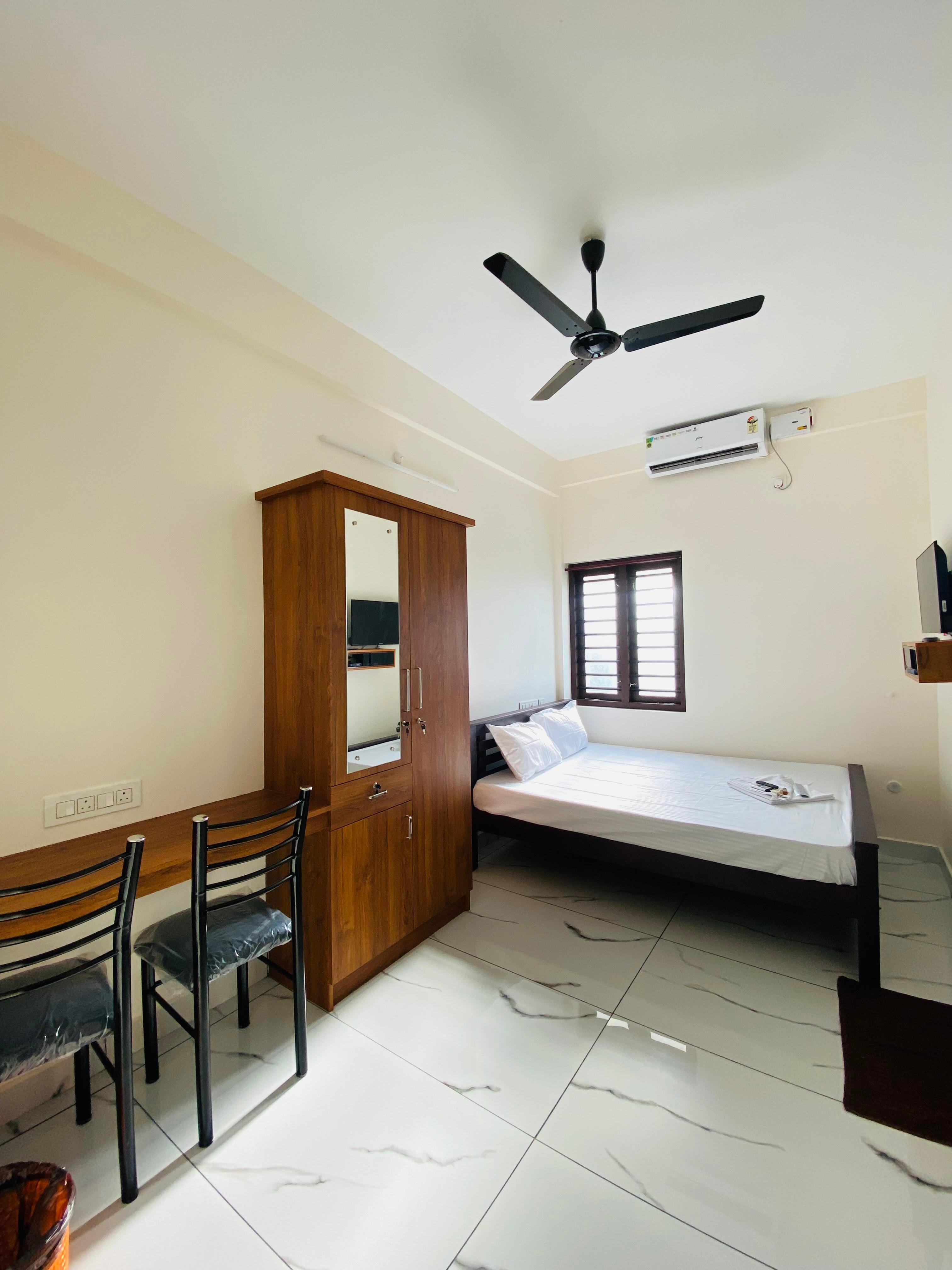 Hisham Residency Annex Kakkanad - Tap to explore photos