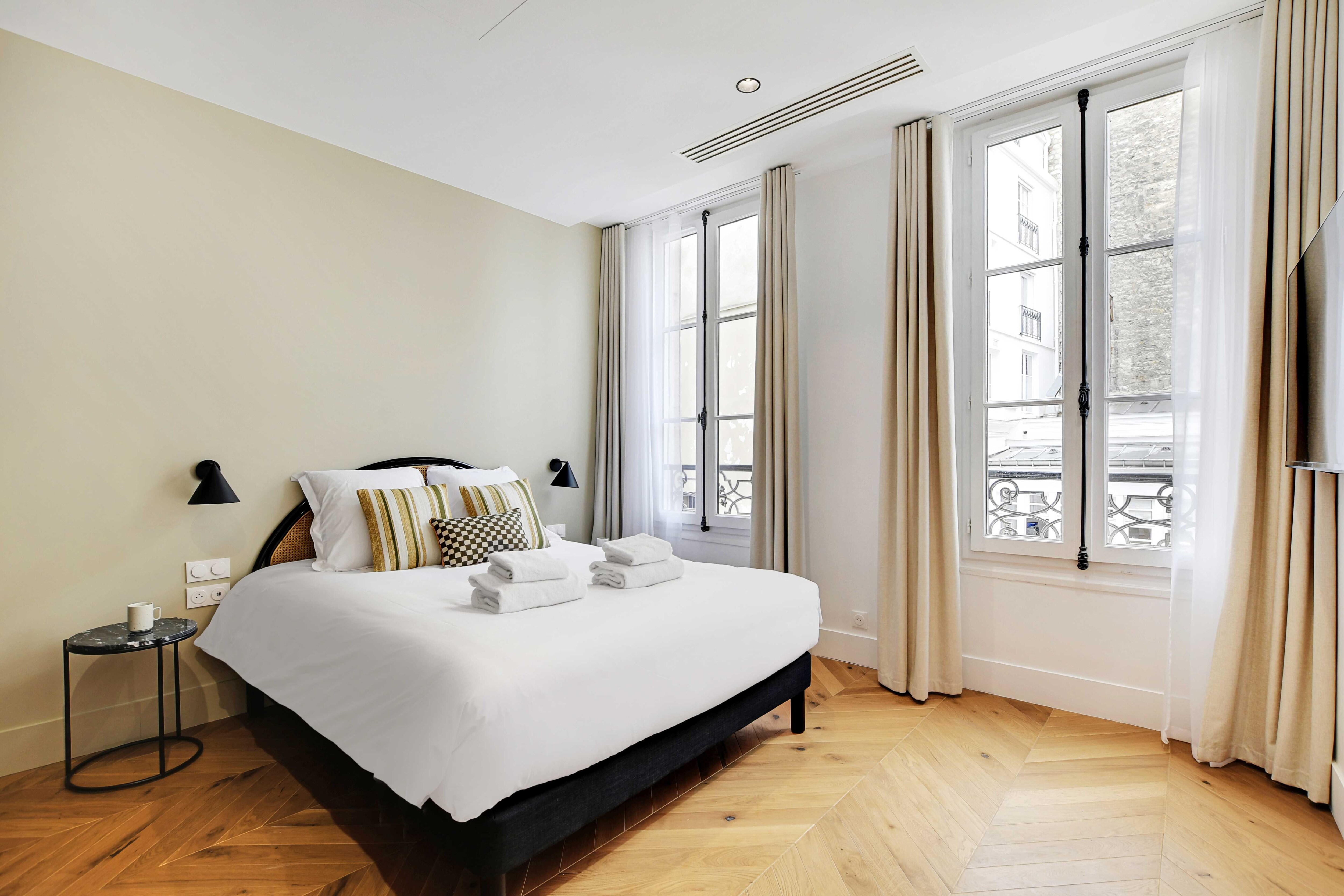 Luxury apartment 1BR/4P - Opera - Tap to explore photos