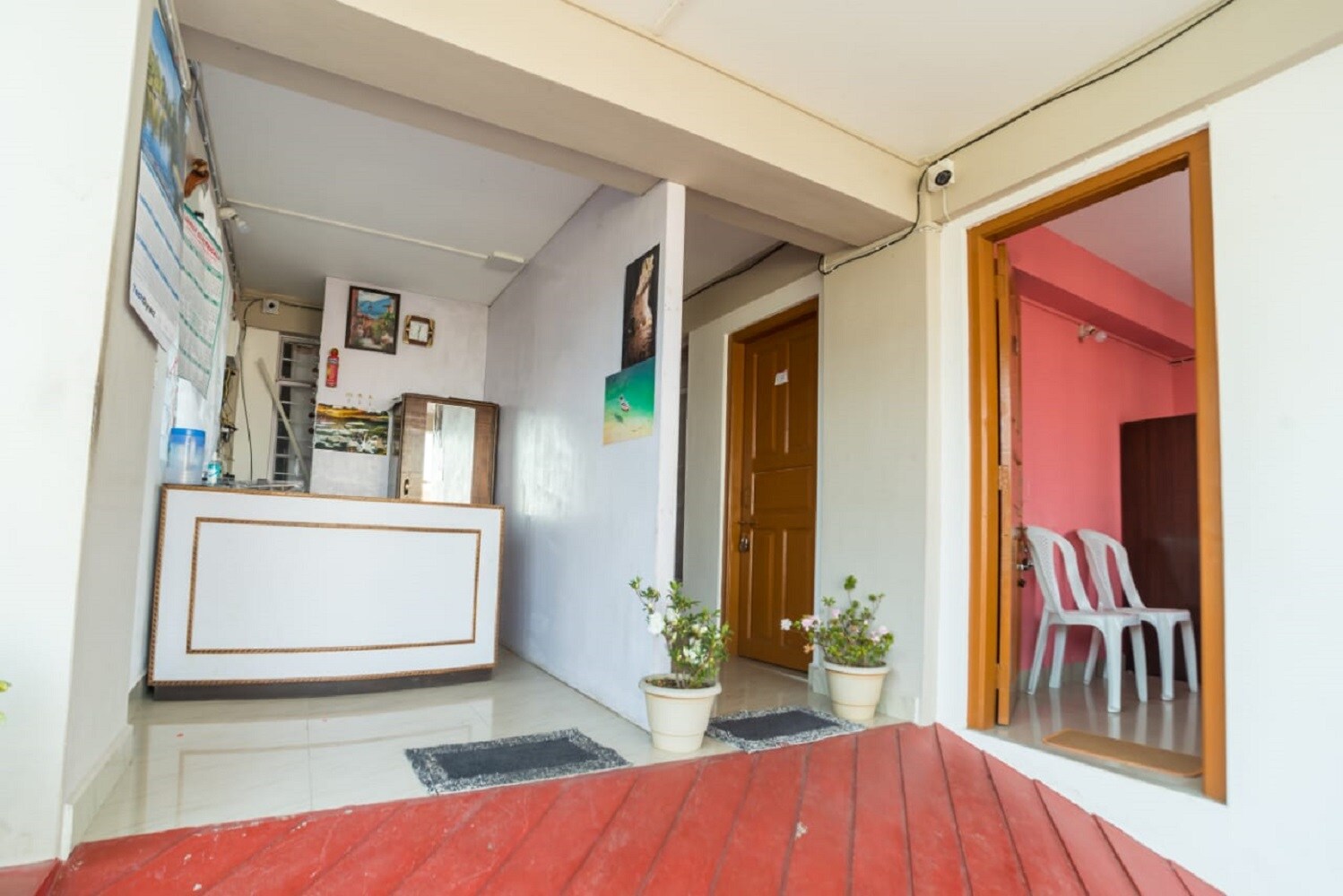 Lambert's Homestay - Tap to explore photos