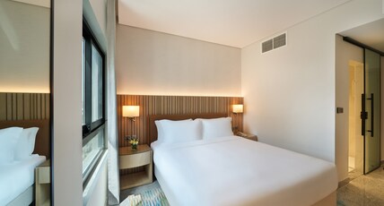 Arabian Park Hotel Room Type - City View Room - King Bed