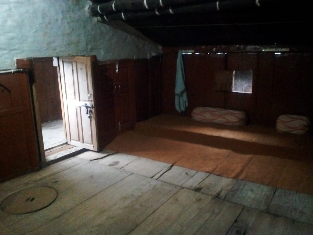 Bahuguna Homestay - Tap to explore photos