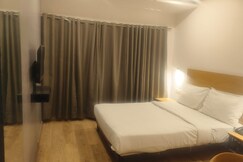 Wishotel Xpress Hotel GK Inn