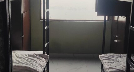 NS Backpacker's Hostel Room Type - Bed in 6-Bed Dormitory Room