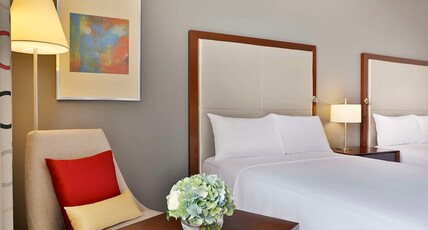 DoubleTree by Hilton Doha - Al Sadd Room Type - TWIN GUEST ROOM