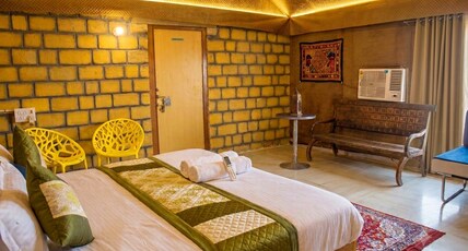 Country Side Resort Camp Room Type - Maharaja Suite AC Tents