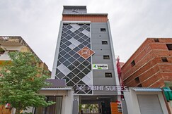 Hotel Abhi Suites