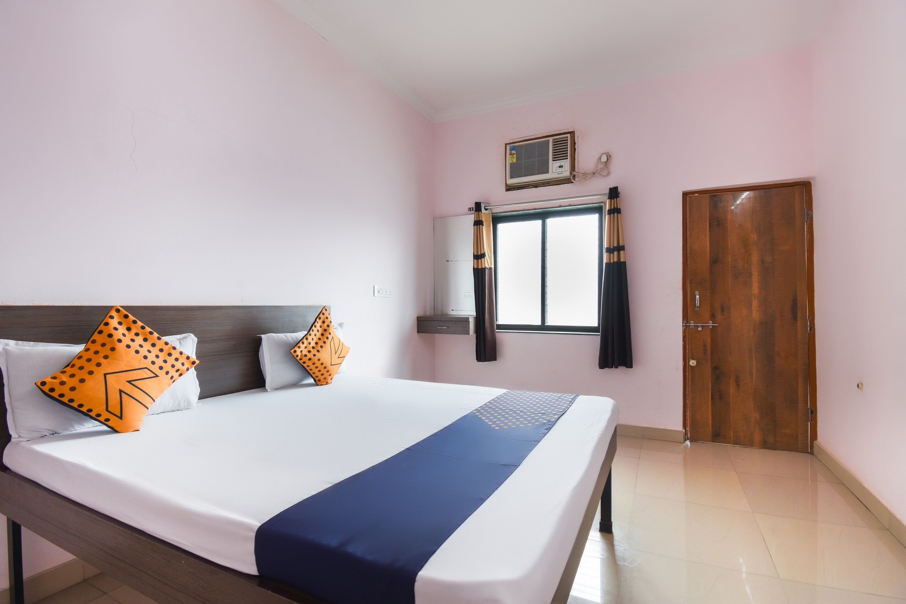 Hotel O Kanyaratna And Lodging - Tap to explore photos
